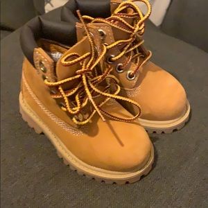 Toddler timberland boots size 4 NEW